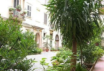 Oasi Pensión 4*